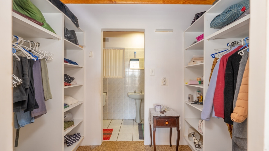 2 Bedroom Property for Sale in Napier Western Cape